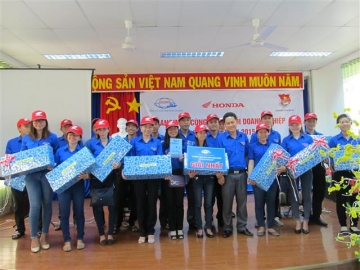 angimex cung doan khoi doanh nghiep to chuc ngay hoi lai xe an toan