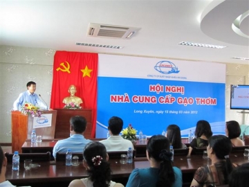 hoi nghi nha cung cap gao thom  cac nha cung cap cho biet kha hai long khi mua ban voi angimex