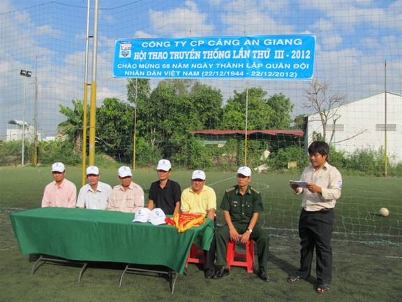 angimex tham gia hoi thao truyen thong lan thu iii  2012 do cong ty cp cang an giang to chuc